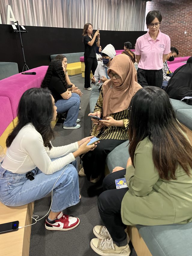 3 students provided content consultation to one of the SME owners