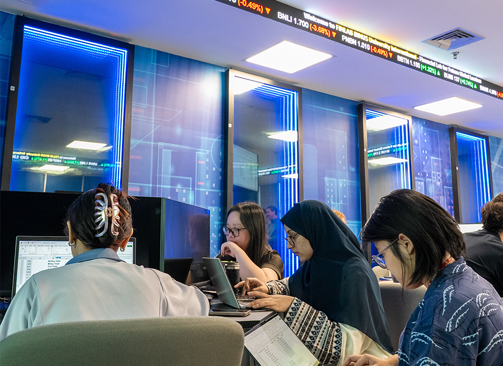 Finance (International Program)