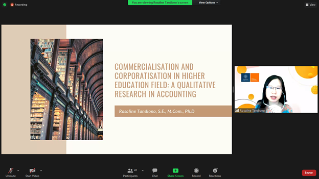Commercialisation and Corporatisation in Higher Education Field: A Qualitative Research in Accounting